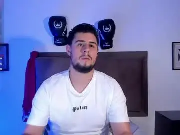 Live Sex Cam with ryan_evannss - Chaturbate