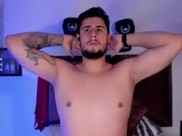 Sex Cam with ryan_evannss - Chaturbate