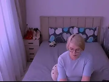 Free Live Porn with sabrinamacmarren - Chaturbate