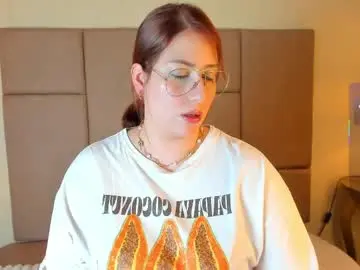 Nude Webcam with helenstanfordd - Chaturbate