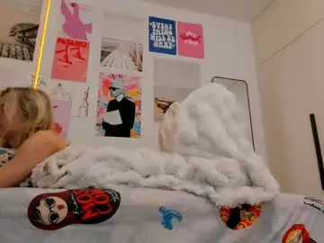 Nude Webcam with alice_forfun - Chaturbate
