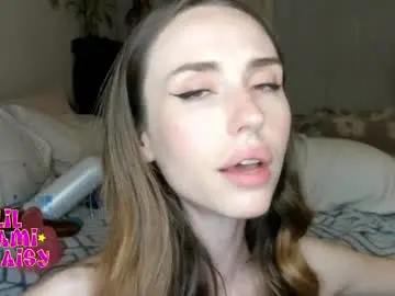 Adult Webcams with lilmamidaisy - Chaturbate