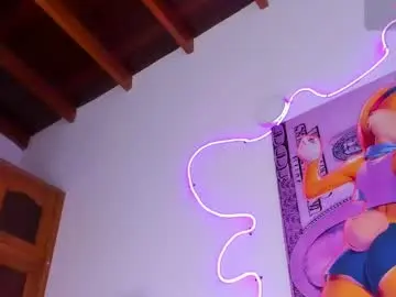 Live Porn with cmila0713 - Chaturbate