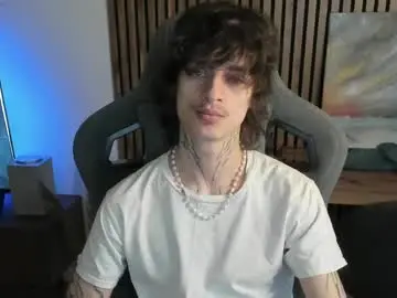 Live Sex with oliverrgroove - Chaturbate