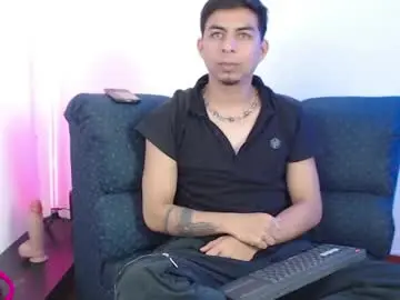 Sex Chat with mralpha_latino - Chaturbate