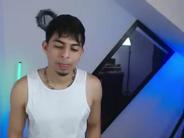 Best Webcam with mralpha_latino - Chaturbate