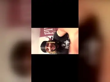 Live Porn with biglightskinbbcc - Chaturbate