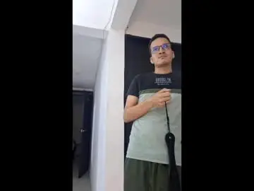 Best live sex cam show with isaac_winter_ - Chaturbate