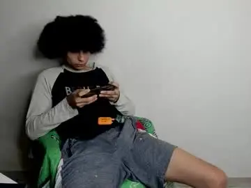 Sex Chat with rolling_05 - Chaturbate