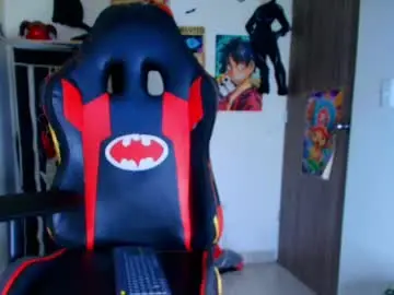 Adult Webcam with selina_kyl3 - Chaturbate