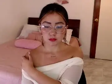 Nude Webcam with kathyrose_ - Chaturbate