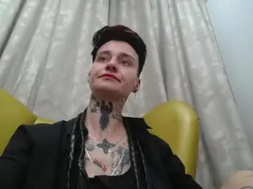 Live Sex Cam with kennyvibe - Chaturbate