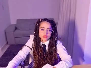 Free Porn Cam with antonellabons - Chaturbate