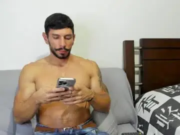 Watch Live Sex Cams with kevin_malone22 - Chaturbate