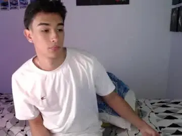 Best Webcam with ryan_valentine17 - Chaturbate