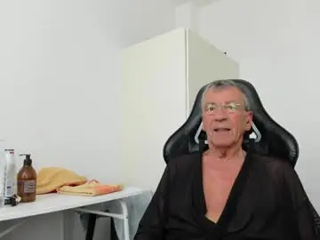 Adult Webcam with 200gentleman - Chaturbate