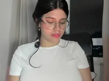 Live Sex with ari_bastett - Chaturbate