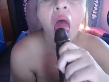 Live Sex Cam with megannmilf - Chaturbate