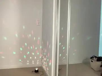 Live Porn with bbybreex - Chaturbate