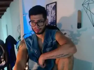 Live Sex Cam with colby_smit - Chaturbate