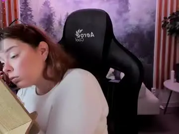 Live Sex Cam with keytsilvas - Chaturbate