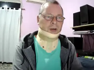 Live Porn with pol22010 - Chaturbate