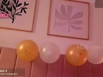 Live Sex Cam with missesmeralda - Chaturbate