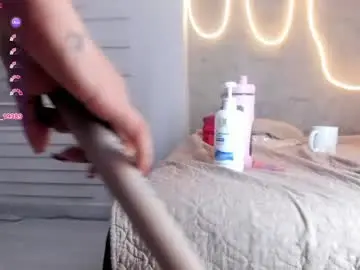 Nude Webcam with saloba_queen - Chaturbate