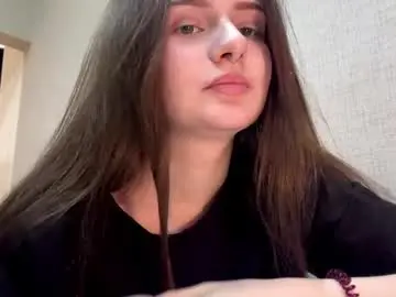 Live Porn with karinecheverton - Chaturbate