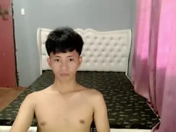 Free Porn Cam with nerdy_nate - Chaturbate
