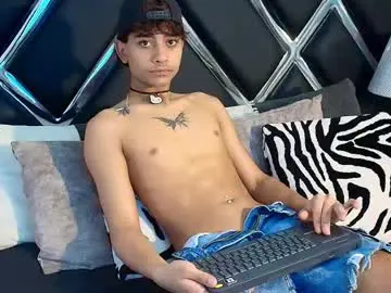Free Porn Cam with miikeothon - Chaturbate