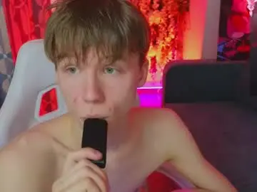 Live Sex Cam with cumte_boy - Chaturbate