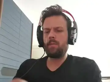 Live Sex with eaglecrm - Chaturbate