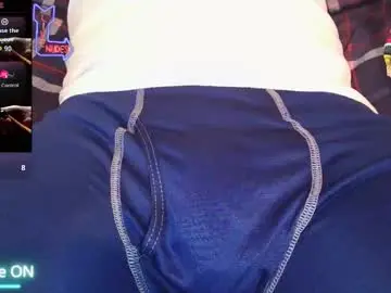 Sex Cam with bigdikfreak - Chaturbate