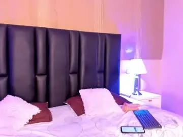 Watch Live Sex Cams with milf_meli - Chaturbate