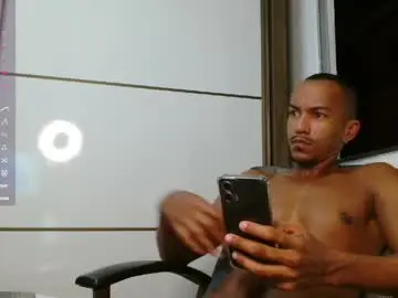 Free Porn Cam with mikejaybr - Chaturbate