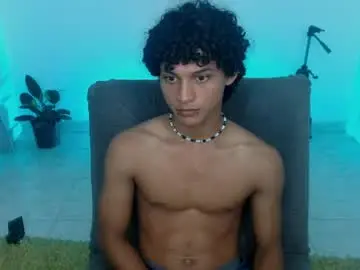 Nude Webcam with hades_derox - Chaturbate