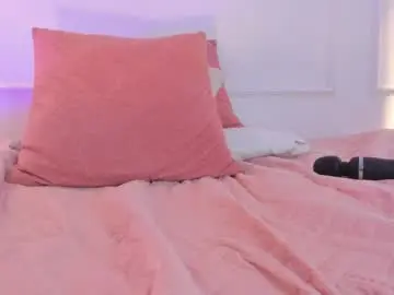 Watch Live Sex Cams with amelia_saenz_ - Chaturbate