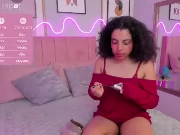 Live Sex with auroramillss - Chaturbate