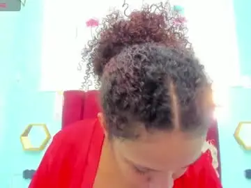 Sex Cam with scarlett_fox20 - Chaturbate