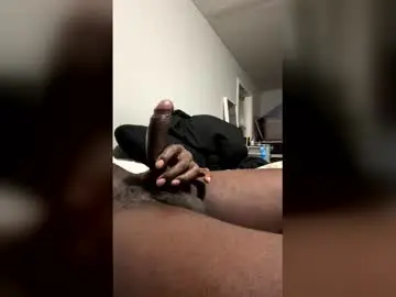 Free Live Porn with cockdeeze77 - Chaturbate