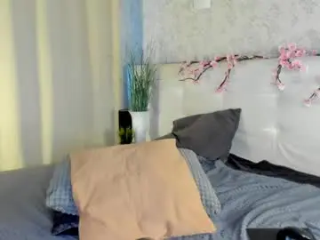 Live Porn with kiki_shanel - Chaturbate