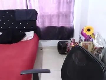 Adult Webcam with _m_y_q_u_e_e_n_ - Chaturbate