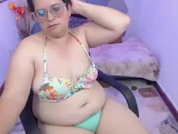 Sex Cam with cristal_mejia - Chaturbate