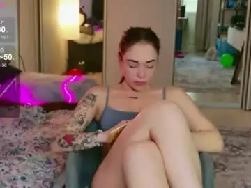 Adult Webcams with meow_moore - Chaturbate