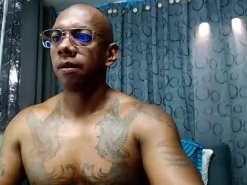 Nude Webcam with tom_miller - Chaturbate