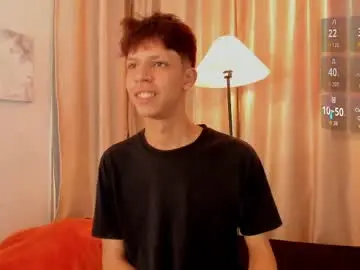 Live Porn with ethan_qop - Chaturbate
