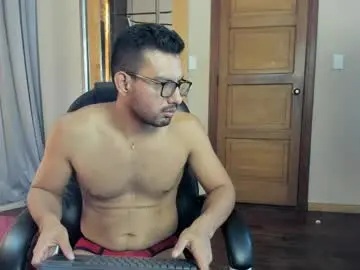 Live Sex Cam with jacobwestt1 - Chaturbate