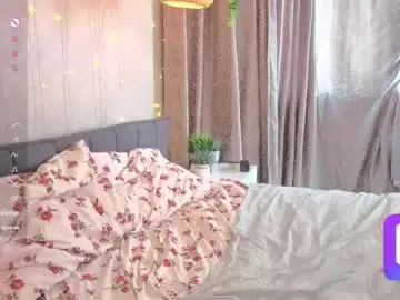 Live Sex Cam with nancycaseys - Chaturbate