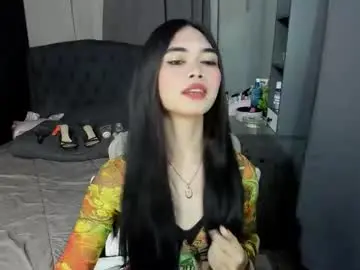 Live Sex Cam with naughty_emmats - Chaturbate